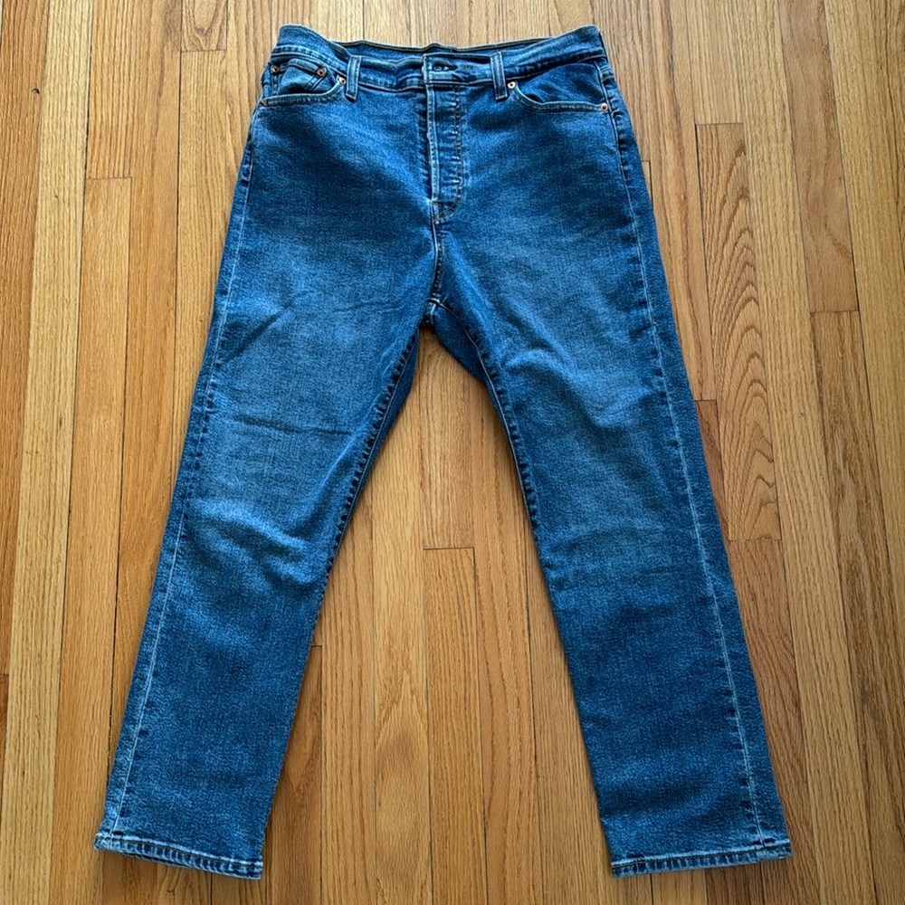 Levi’s Women’s Wedgie Straight Jeans